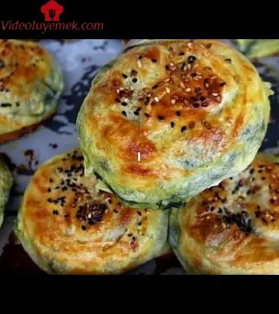 Ispanak Mevsimi Geldiğinde Tepsi Tepsi Yapıyorum Yiyenler Bayılıyor En Lezzetli Börek Tarifi