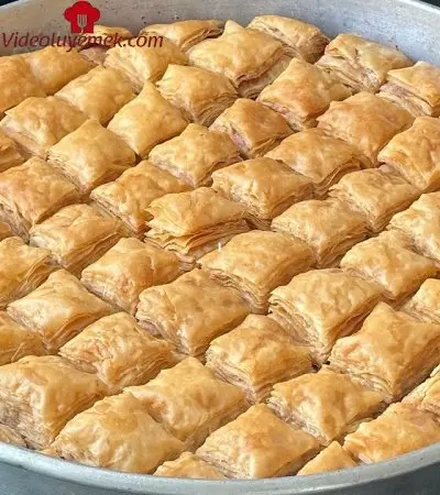 ️ ️Dünyanın En Kolay Baklavası Bu Yöntemle Herkes Baklava Yapabilir