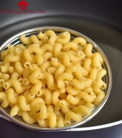 Böylesini Hiç Görmediniz Makarnayı Yağda Kızarttım Ve Harika Bir Cips Yaptım Macaroni Kurkure