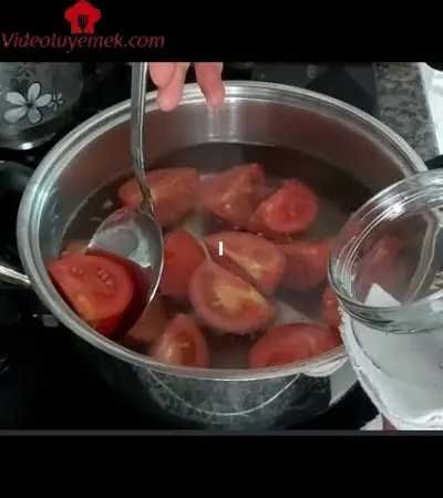 Domatesleri Pişirmek Yok En Kolay Domates Konservesi