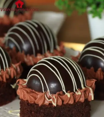 Ev Yapımı Porsiyonluk Çikolatalı Pasta Ferrero Pasta Tarifi