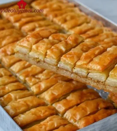 Baklava Hamuru Açamayanlar Buraya Oklava Kullanmak Yok ️ Tek Tek Açmak Yok ️ Kolay Baklava ️