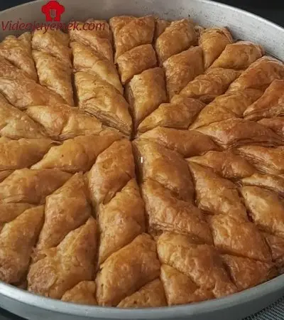 En Kolay Baklava Yöntemi Budur Oklavasız!!! 4 Beze Ile 1 Tepsi Baklava Yapıyoruz