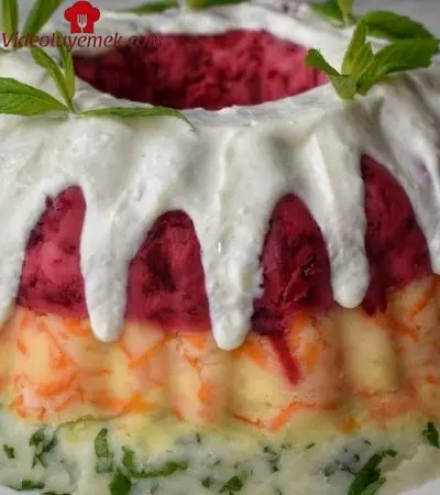 Görüntüsüne Ve Sunumuna Hayran Kaldığım 3 Renkli Patates Salatası Salata Tarifleri