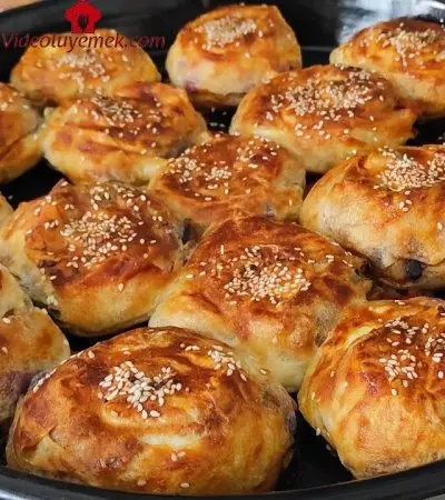 Patlıcan Ile Yapıyorum Muhteşem Oluyor .Şimdiye Kadar Yapılmış En Lezzetli Börek Tarifi.