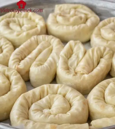 Çaktırmayın Yiyen Herkes El Açması Börek Zannediyor Bu Kadar Da Çıtır Ve Lezzetli Olunmaz Ki ️