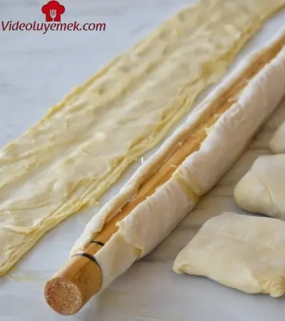 Bu Kadar Kolayını Da Görmedim Sadece 4 Beze Ile Tam 2 Tepsi Katmer Börek Yaptım ️ / Recipe