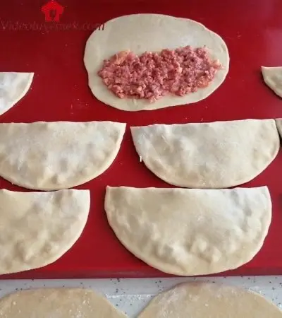 Bir Daha Asla Başka Çi Börek Tarifi Denemiceksiniz Emin Olun/Şahane Bir Çi Börek Tarifi
