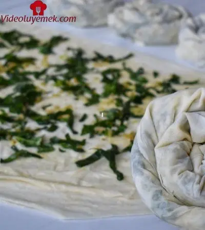 Çiğden Yapıyorum Ispanaklı Böreği Her Zaman Böyle Yapıyorum ️ Tadına Doyum Olmuyor/ Börek Tarifi