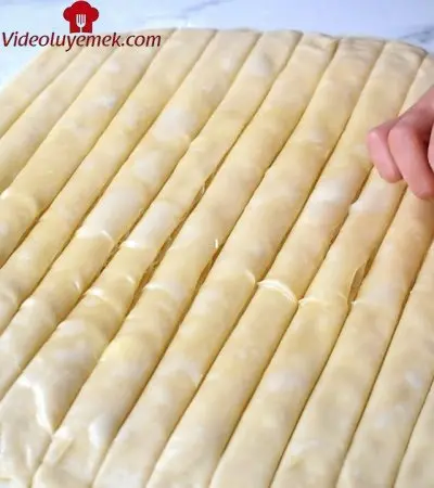 Böylesine Kolay Çıtır Ve Lezzetli Bir Börek Daha Önce Hiç Yememiş Olabilirsiniz Börek Tarifi