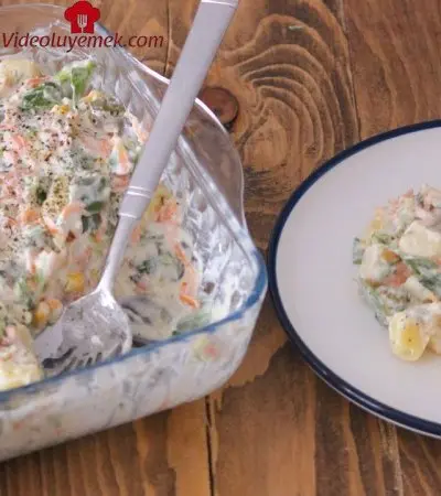Bu Salata Yedikçe Yedirir Çok Lezzetli Besleyici Bir Salata Tarifi